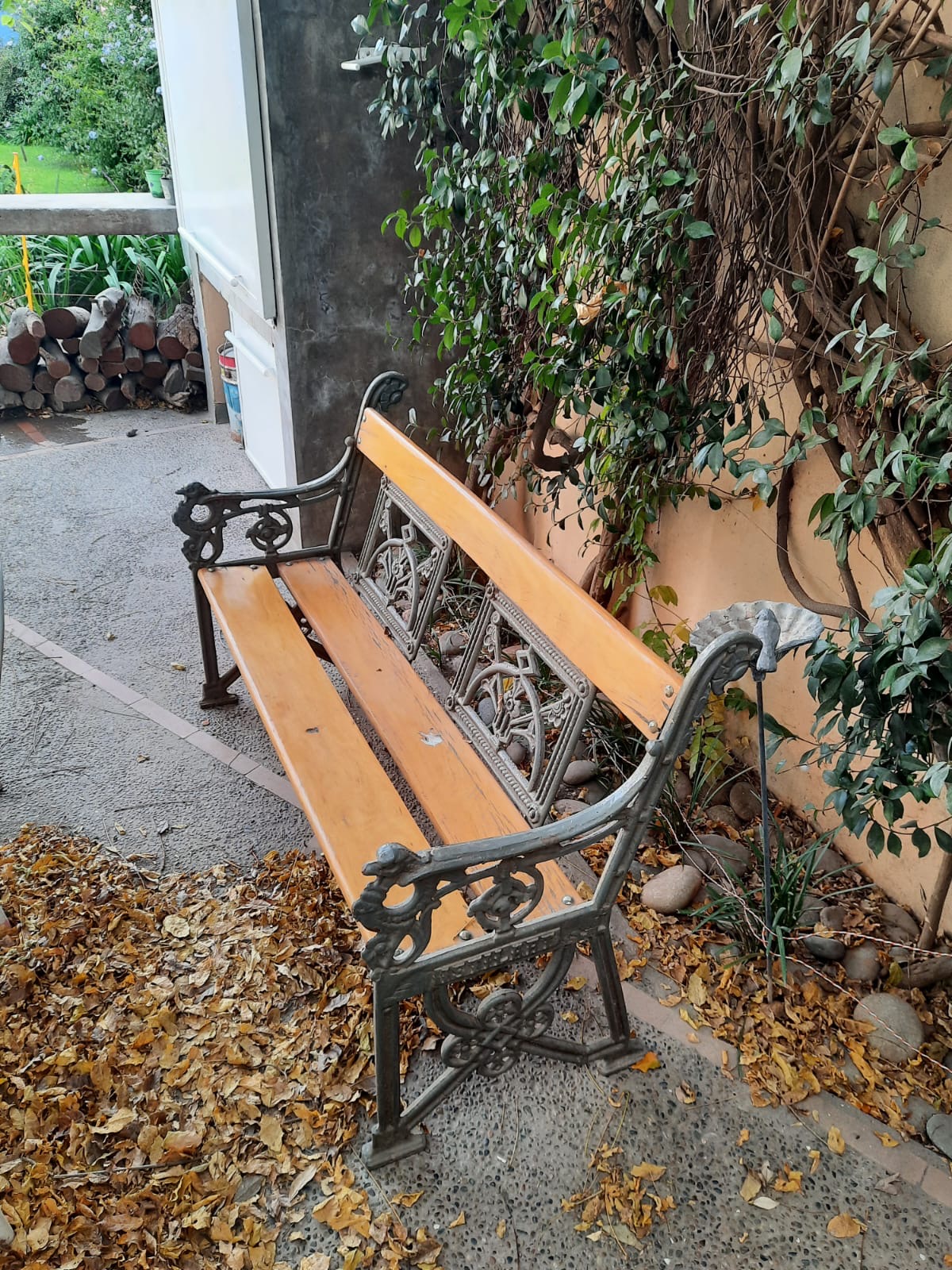 5f910587-339c-435a-9f00-8db5a3d01df3